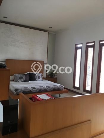 Dijual Rumah Mewah Elegan Dengan View Cantik di Setra Duta, Bandung Dijual Rumah Mewah Elegan Dengan View Cantik di Setra Duta, Bandung