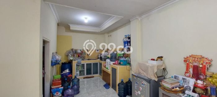 Dijual Rumah Modern 3 KT di Taman Palem, Jakarta Barat Dijual Rumah Modern 3 KT di Taman Palem, Jakarta Barat