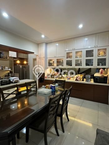 Ready to Use! Premium House LT 200m2 Desain Modern di Gading Serpong Ready to Use! Premium House LT 200m2 Desain Modern di Gading Serpong