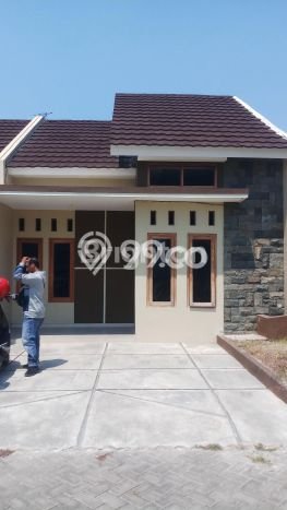 Rumah 2 KT area Nusukan, Dekat Nusukan, Solo, Solo Rumah 2 KT area Nusukan, Dekat Nusukan, Solo, Solo