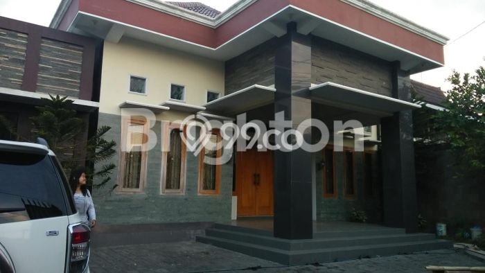 Dijual Rumah Premium dengan Fasilitas Sekitar Lengkap di Banjarsari, Solo Dijual Rumah Premium dengan Fasilitas Sekitar Lengkap di Banjarsari, Solo