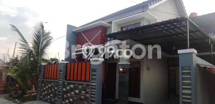 Jual Rumah Favorit Siap Huni LB 120m2 di Colomadu, Karanganyar Jual Rumah Favorit Siap Huni LB 120m2 di Colomadu, Karanganyar