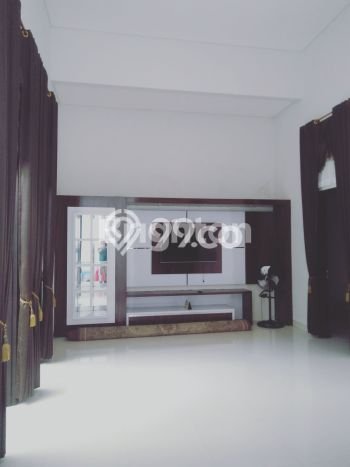 Dijual Rumah Luas Elegan Dengan View Cantik di Kartosuro, Sukoharjo Dijual Rumah Luas Elegan Dengan View Cantik di Kartosuro, Sukoharjo