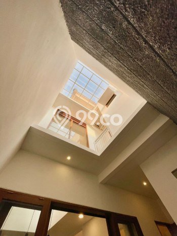Dijual Rumah Premium dengan Fasilitas Sekitar Lengkap di Jagakarsa, Jakarta Selatan Dijual Rumah Premium dengan Fasilitas Sekitar Lengkap di Jagakarsa, Jakarta Selatan