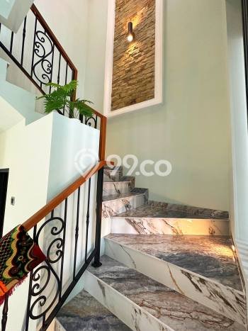 Dijual Rumah Premium dengan Fasilitas Sekitar Lengkap di Jagakarsa, Jakarta Selatan Dijual Rumah Premium dengan Fasilitas Sekitar Lengkap di Jagakarsa, Jakarta Selatan