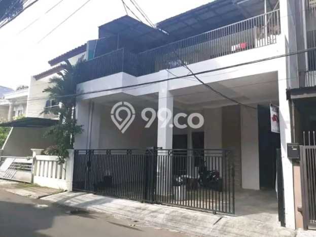 Rumah Modern Minimalis 4 KT Siap Huni di Jagakarsa Rumah Modern Minimalis 4 KT Siap Huni di Jagakarsa