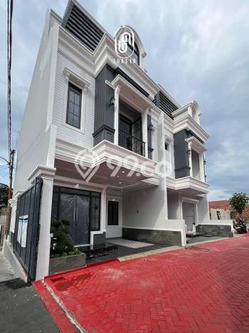 Rumah Luas Asri 3 KT Siap Huni di Ragunan Jakarta Selatan Rumah Luas Asri 3 KT Siap Huni di Ragunan Jakarta Selatan