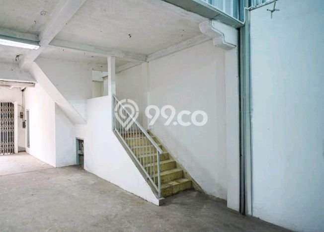 Gudang Bagus Dijual LB 600m2 Lokasi Strategis Jakarta Barat Area Cocok untuk Bisnis Gudang Bagus Dijual LB 600m2 Lokasi Strategis Jakarta Barat Area Cocok untuk Bisnis