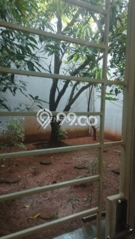 Rumah EXCLUSIVE! di Rawamangun, Jakarta Timur, Luas 560m² LB 200m², HARGA SPESIAL Rumah EXCLUSIVE! di Rawamangun, Jakarta Timur, Luas 560m² LB 200m², HARGA SPESIAL