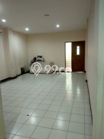 LOKASI PREMIUM! Ruko di Kelapa Gading, Luas 216m², Jalan Utama, Area Komersial LOKASI PREMIUM! Ruko di Kelapa Gading, Luas 216m², Jalan Utama, Area Komersial