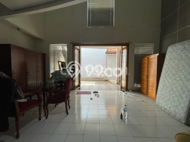 BEST PRICE! Rumah Berkualitas area Pulo Asem, Luas 180m² Bangunan 153m² BEST PRICE! Rumah Berkualitas area Pulo Asem, Luas 180m² Bangunan 153m²