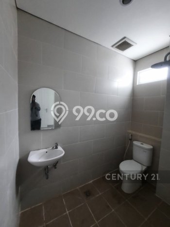 LOKASI STRATEGIS! Rumah di Kelapa Gading, Akses ke Tol, 3 KM, LT 220m² LB 400m² LOKASI STRATEGIS! Rumah di Kelapa Gading, Akses ke Tol, 3 KM, LT 220m² LB 400m²
