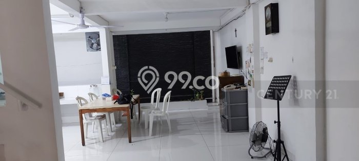 PILIHAN TEPAT! Rumah kawasan Kelapa Gading, 2 KM, Akses Mall, LT 111m² LB 250m² PILIHAN TEPAT! Rumah kawasan Kelapa Gading, 2 KM, Akses Mall, LT 111m² LB 250m²