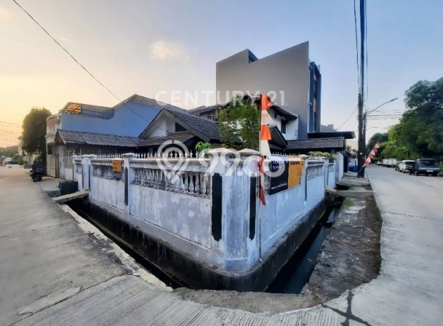 Rumah Strategis Modern Lb 75m2 di Kelapa Gading, Jakarta Utara Rumah Strategis Modern Lb 75m2 di Kelapa Gading, Jakarta Utara