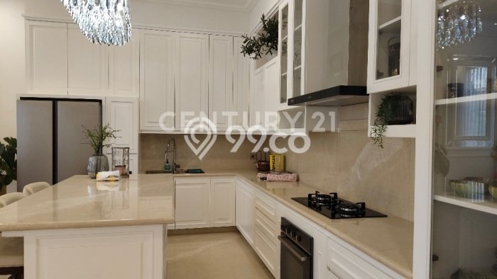 Jual Cepat Rumah 4 KT 4 KM di Kawasan Komersial Kelapa Gading, Jakarta Utara Jual Cepat Rumah 4 KT 4 KM di Kawasan Komersial Kelapa Gading, Jakarta Utara