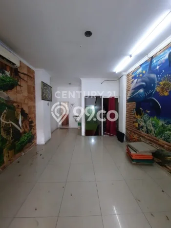 Disewakan Ruko Strategis di Sumur Batu, Luas 180m², Lokasi Ramai Disewakan Ruko Strategis di Sumur Batu, Luas 180m², Lokasi Ramai
