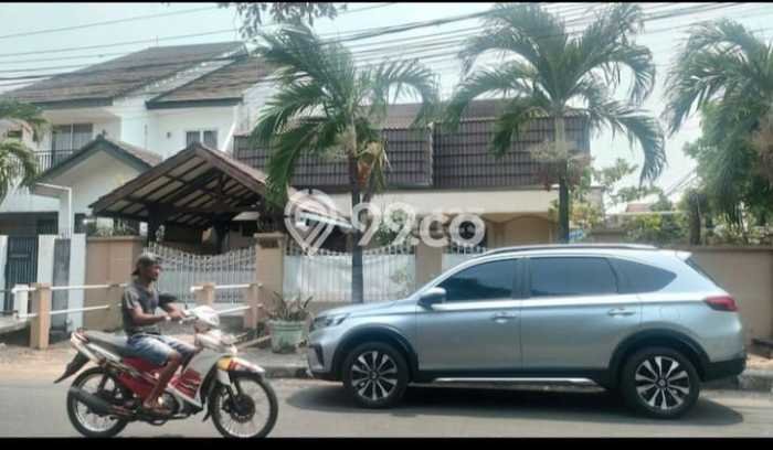 Jual Rumah Mewah Elegan Dengan View Eksklusif di Pulo Asem, Jakarta Timur Jual Rumah Mewah Elegan Dengan View Eksklusif di Pulo Asem, Jakarta Timur