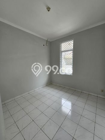 Disewakan! Rumah 3 Kamar Tidur &
3 Kamar Mandi di Lippo Karawaci, Tangerang Disewakan! Rumah 3 Kamar Tidur &
3 Kamar Mandi di Lippo Karawaci, Tangerang
