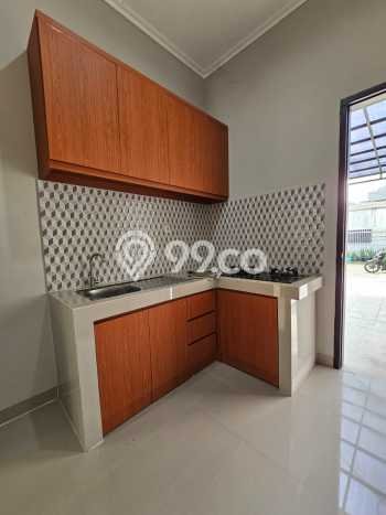 Dijual Rumah 4 Kamar Lokasi Ideal Nyaman dan Strategis di Karawaci Dijual Rumah 4 Kamar Lokasi Ideal Nyaman dan Strategis di Karawaci