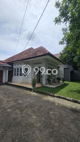Siap Huni Hunian Elit 12 Kamar di Menteng Dekat ke Mana Saja Siap Huni Hunian Elit 12 Kamar di Menteng Dekat ke Mana Saja