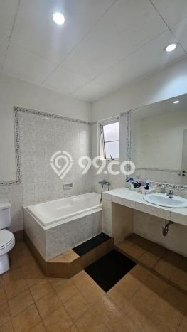 Dijual Rumah Premium dengan Fasilitas Sekitar Komplit di Kelapa Dua, Tangerang Dijual Rumah Premium dengan Fasilitas Sekitar Komplit di Kelapa Dua, Tangerang