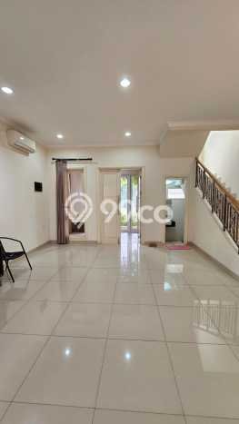 Rumah Elit Modern Siap Huni di Gading Serpong Tangerang Rumah Elit Modern Siap Huni di Gading Serpong Tangerang