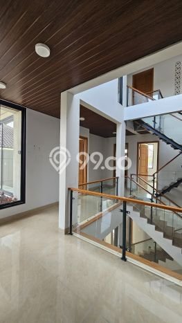 For Sale Rumah Mewah Exclusive di Karawaci, Tangerang For Sale Rumah Mewah Exclusive di Karawaci, Tangerang