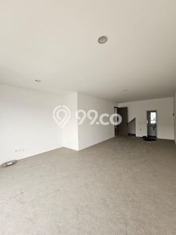 Unit Ruko disewakan di Karawaci Tangerang dengan LT 60m2 / LB 150m2 Unit Ruko disewakan di Karawaci Tangerang dengan LT 60m2 / LB 150m2