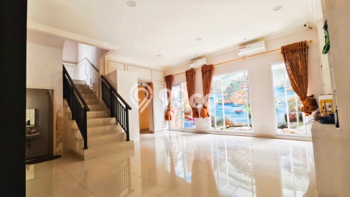 Hunian Elit LB 160m2 Siap Pakai Desain Elegan di Gading Serpong Cluster Bohemia, Tangerang Hunian Elit LB 160m2 Siap Pakai Desain Elegan di Gading Serpong Cluster Bohemia, Tangerang