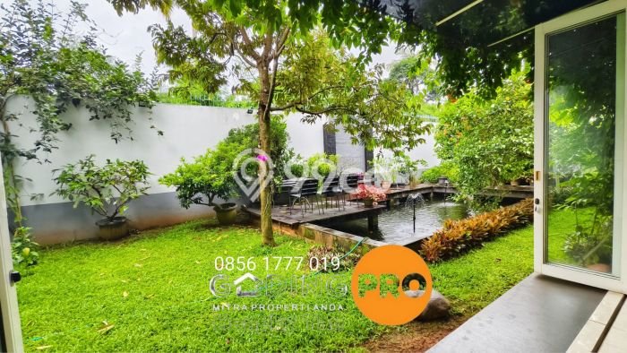 Rumah Elit Modern Siap Huni di BSD Telaga Golf Tangerang Rumah Elit Modern Siap Huni di BSD Telaga Golf Tangerang