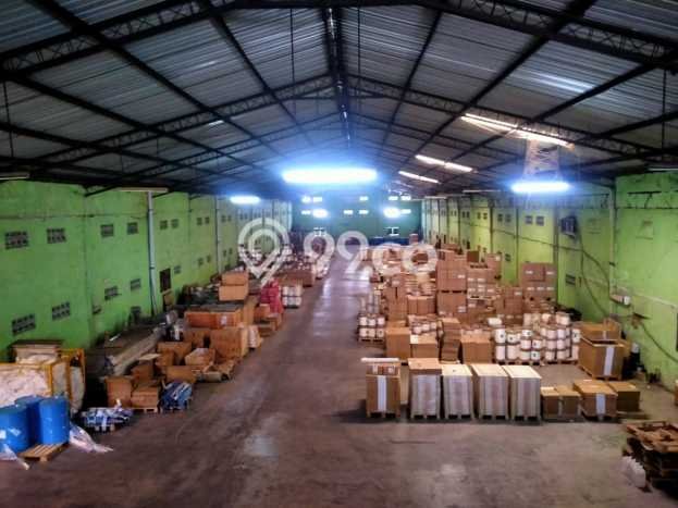 Gudang untuk disewa di Colomadu punya LT 1800m2 & LB 1500m2 harga sewa kompetitif Gudang untuk disewa di Colomadu punya LT 1800m2 & LB 1500m2 harga sewa kompetitif