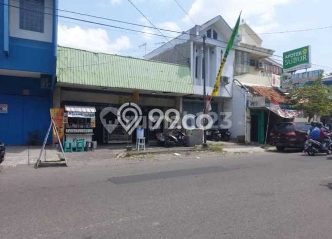 Ruko Disewakan Lokasi Banjarsari Solo Harga Spesial! Ruko Disewakan Lokasi Banjarsari Solo Harga Spesial!