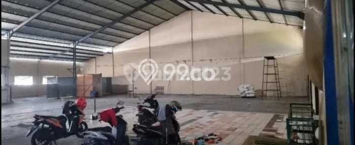 FOR SALE! Gudang di Purwodadi Purwodadi, LT 4267m2, LB 2800m2 FOR SALE! Gudang di Purwodadi Purwodadi, LT 4267m2, LB 2800m2