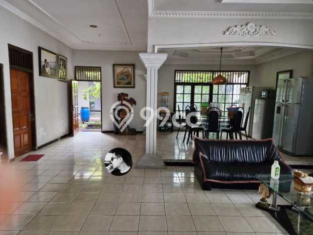 Unit Ruko Dijual di Yogyakarta LT 1151m2 & LB 870m2 Unit Ruko Dijual di Yogyakarta LT 1151m2 & LB 870m2