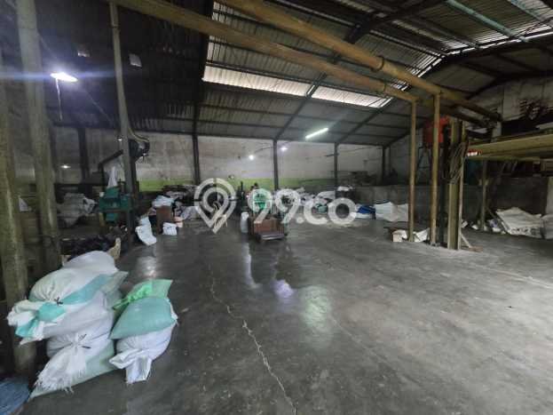Unit Gudang Dijual di Grogol Sukoharjo Luas Bangunan 1319m2 Unit Gudang Dijual di Grogol Sukoharjo Luas Bangunan 1319m2