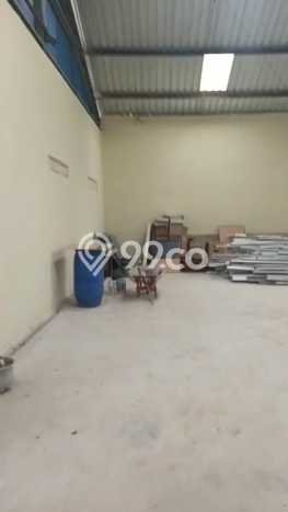 Gudang Disewa di Salatiga dengan LB 1500m2 Area Komersial Ramai Gudang Disewa di Salatiga dengan LB 1500m2 Area Komersial Ramai