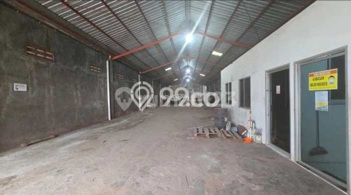 Gudang bagus disewakan di Bendosari Sukoharjo dengan LB 600m2 harga sewa terbaik Gudang bagus disewakan di Bendosari Sukoharjo dengan LB 600m2 harga sewa terbaik