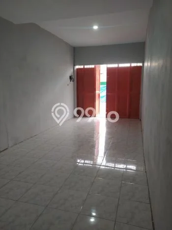 Ruko untuk disewa di Gondangrejo punya LT 24m2 & LB 24m2 harga sewa kompetitif Ruko untuk disewa di Gondangrejo punya LT 24m2 & LB 24m2 harga sewa kompetitif