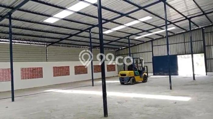 Unit Gudang Disewa Lokasi Banyudono, Boyolali Spesifikasi Luas Bangunan 1500m2 Unit Gudang Disewa Lokasi Banyudono, Boyolali Spesifikasi Luas Bangunan 1500m2