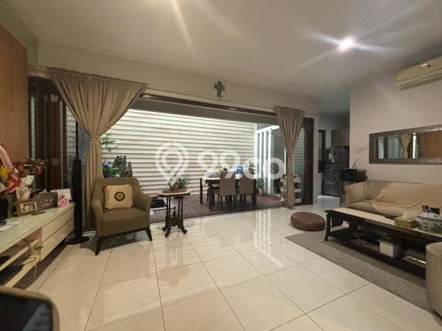 Dijual Rumah Luas Elegan Dengan View Eksklusif di Bintaro, Tangerang Selatan Dijual Rumah Luas Elegan Dengan View Eksklusif di Bintaro, Tangerang Selatan