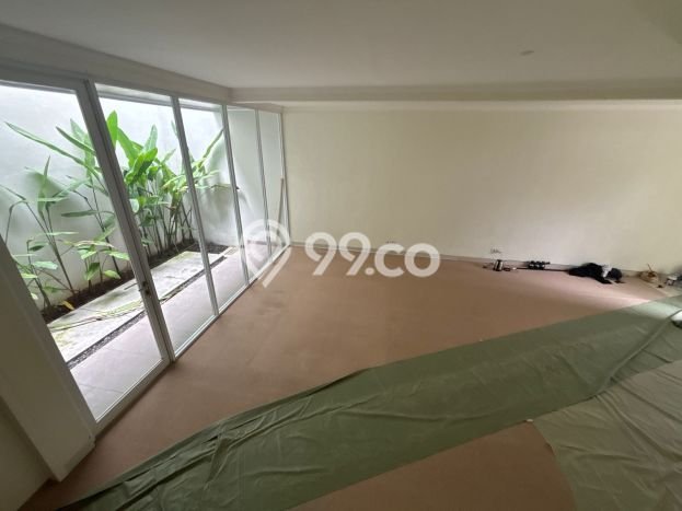 Disewakan! Rumah 4 Kamar Tidur &
3 Kamar Mandi di Bintaro, Tangerang Selatan Disewakan! Rumah 4 Kamar Tidur &
3 Kamar Mandi di Bintaro, Tangerang Selatan