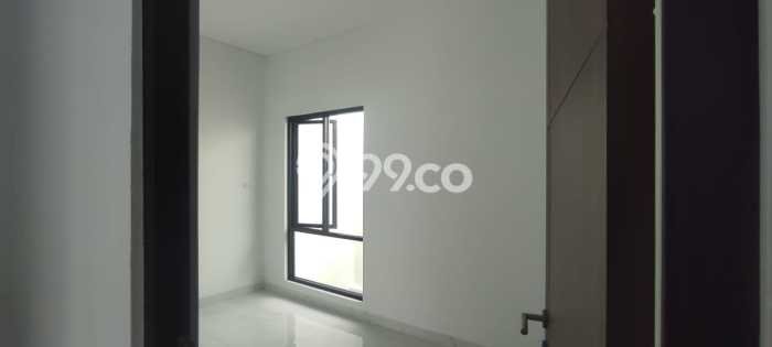 PROPERTI PILIHAN! Rumah Asri area Bintaro, Luas 98m² LB 110m² PROPERTI PILIHAN! Rumah Asri area Bintaro, Luas 98m² LB 110m²