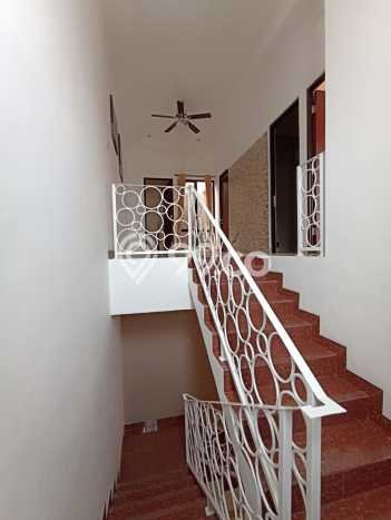 Rumah dengan Lokasi Strategis 3 KT di Bintaro, Tangerang Selatan Rumah dengan Lokasi Strategis 3 KT di Bintaro, Tangerang Selatan