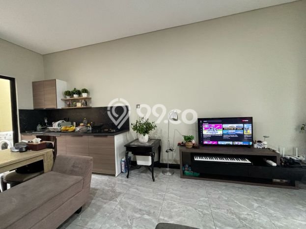 Rumah Luas Asri 4 KT Siap Huni di Bintaro Tangerang Selatan Rumah Luas Asri 4 KT Siap Huni di Bintaro Tangerang Selatan