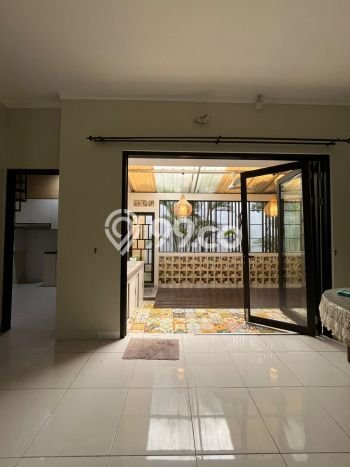 Rumah Area Nyaman di Bintaro, Tangerang Selatan, LT 135m² LB 200m² Rumah Area Nyaman di Bintaro, Tangerang Selatan, LT 135m² LB 200m²