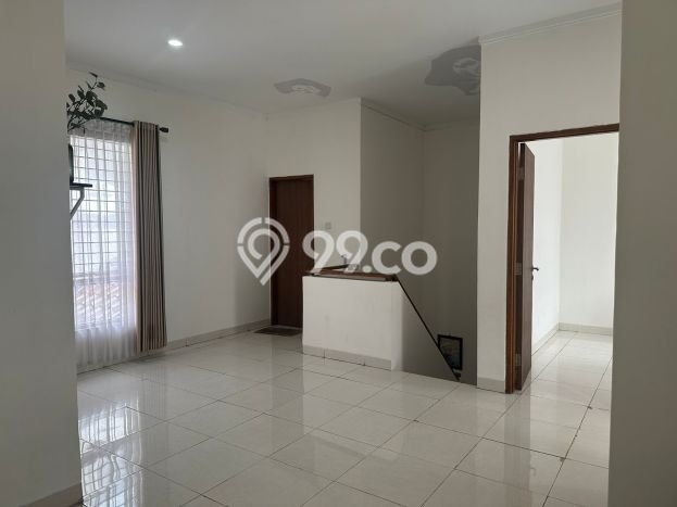 Dijual Rumah Luas Megah Dengan View Cantik di Bintaro, Tangerang Selatan Dijual Rumah Luas Megah Dengan View Cantik di Bintaro, Tangerang Selatan
