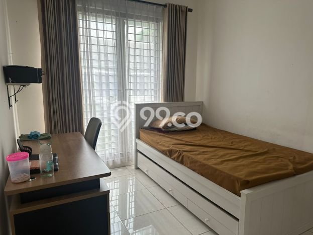 Dijual Rumah Luas Megah Dengan View Cantik di Bintaro, Tangerang Selatan Dijual Rumah Luas Megah Dengan View Cantik di Bintaro, Tangerang Selatan