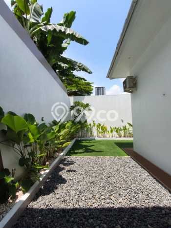 Siap Huni Hunian Elit 4 Kamar di Cilandak Dekat ke Mana Saja Siap Huni Hunian Elit 4 Kamar di Cilandak Dekat ke Mana Saja