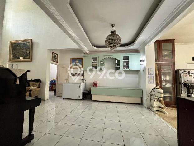 Dijual Rumah Luas Megah Dengan View Eksklusif di Bintaro, Tangerang Selatan Dijual Rumah Luas Megah Dengan View Eksklusif di Bintaro, Tangerang Selatan