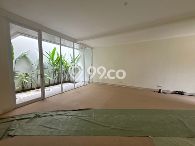 Disewakan! Rumah 4 Kamar Tidur &
3 Kamar Mandi di Bintaro, Tangerang Selatan Disewakan! Rumah 4 Kamar Tidur &
3 Kamar Mandi di Bintaro, Tangerang Selatan